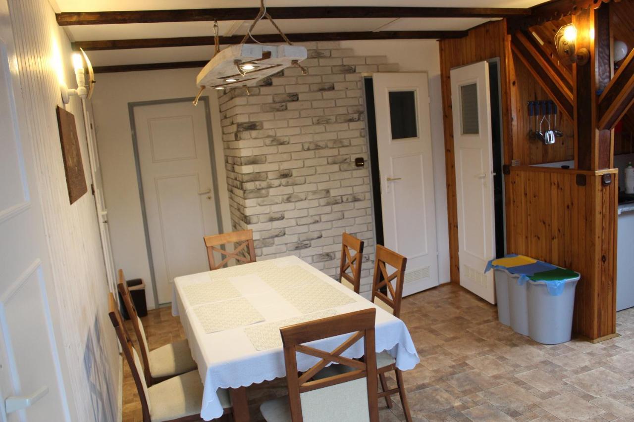 Agroturystyka Pod Kogutkiem Czysta Exteriör bild